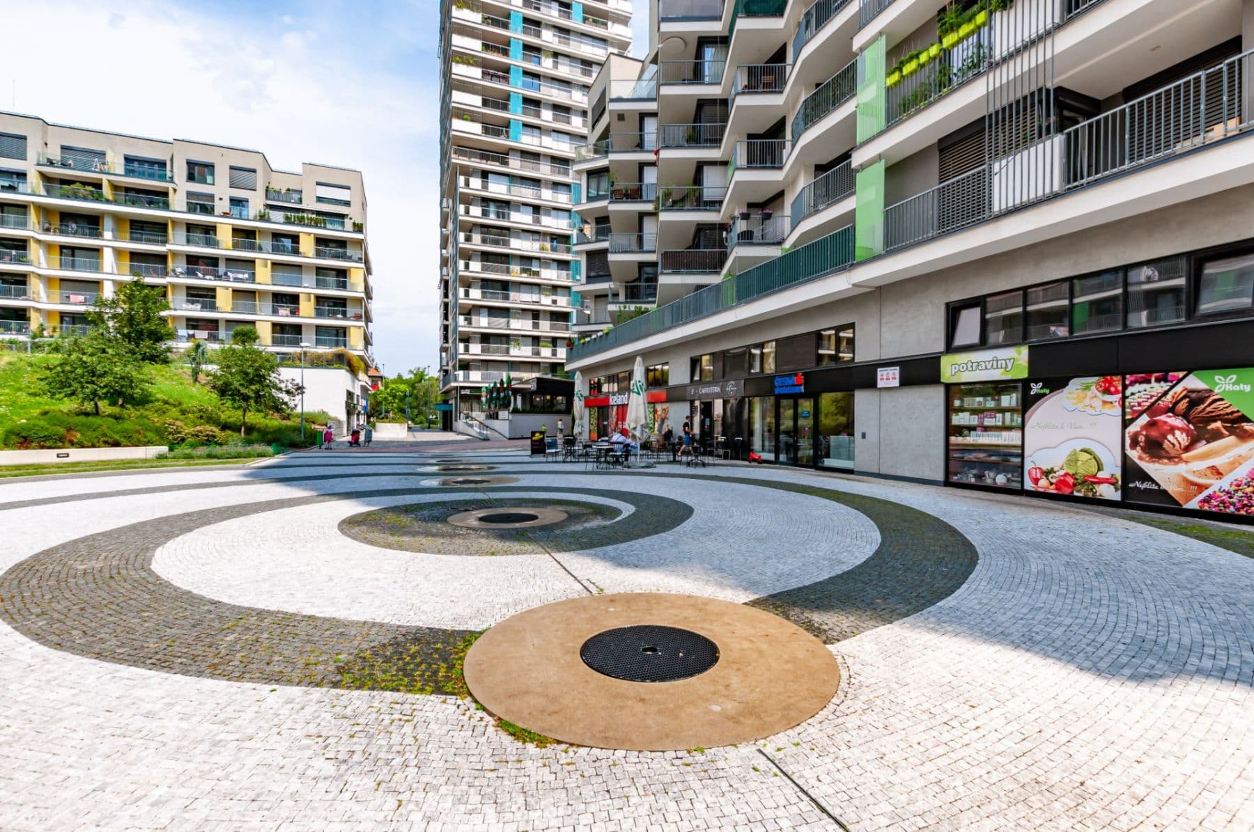 1 bedroom with open-plan kitchen flat to rent, 55 m², Počernická, Prague, Prague 1 bedroom with open-plan kitchen flat to rent, 55 m², Počernická, Prague, Prague