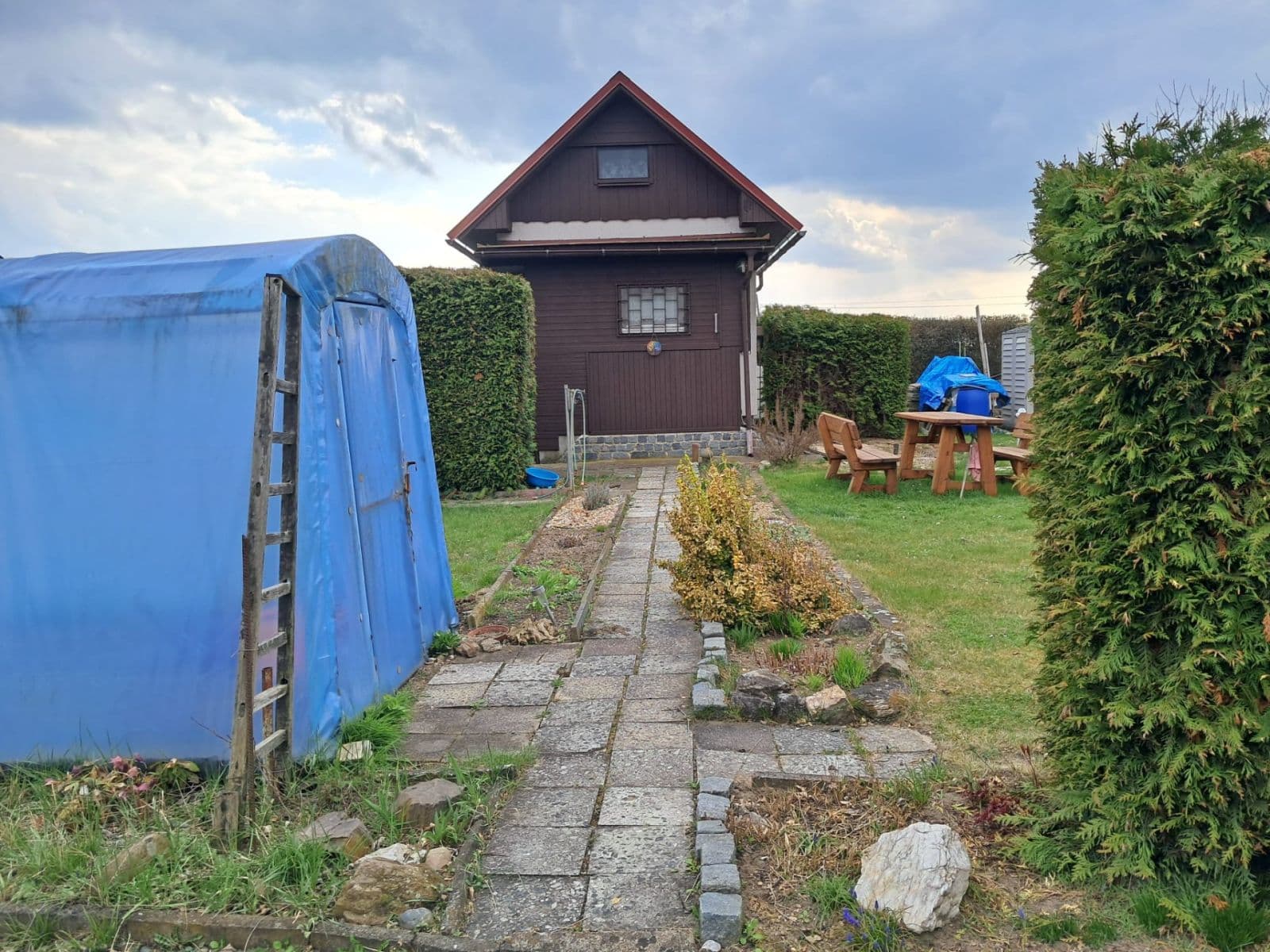 plot for sale, 385 m², Zahrádkářská osada Slatina, Hradec Králové, Královéhradecký Region plot for sale, 385 m², Zahrádkářská osada Slatina, Hradec Králové, Královéhradecký Region