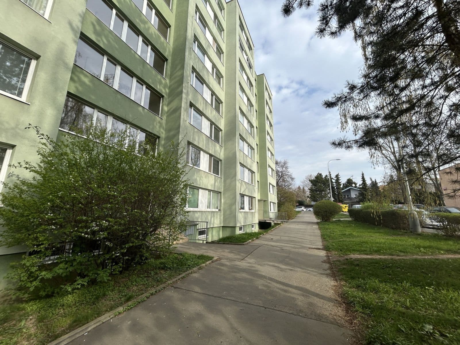 Studio flat to rent, 34 m², Křivenická, Prague, Prague Studio flat to rent, 34 m², Křivenická, Prague, Prague