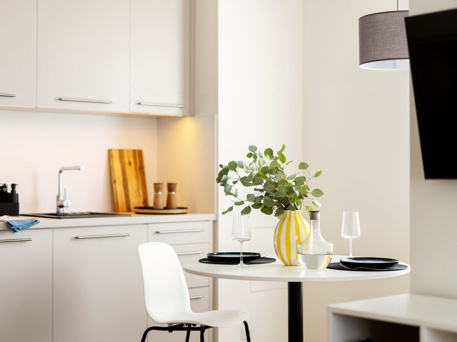 1 bedroom with open-plan kitchen flat to rent, 61 m², Františka Kováříka, Plzeň, Plzeňský Region 1 bedroom with open-plan kitchen flat to rent, 61 m², Františka Kováříka, Plzeň, Plzeňský Region