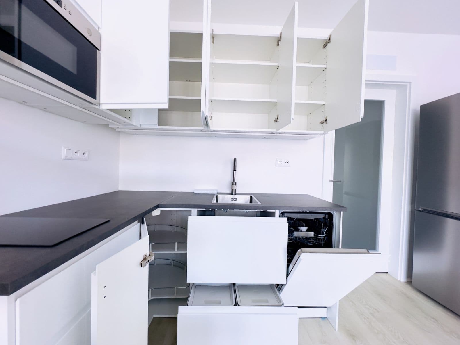 Studio flat to rent, 28 m², Lidická, Brno, Jihomoravský Region Studio flat to rent, 28 m², Lidická, Brno, Jihomoravský Region