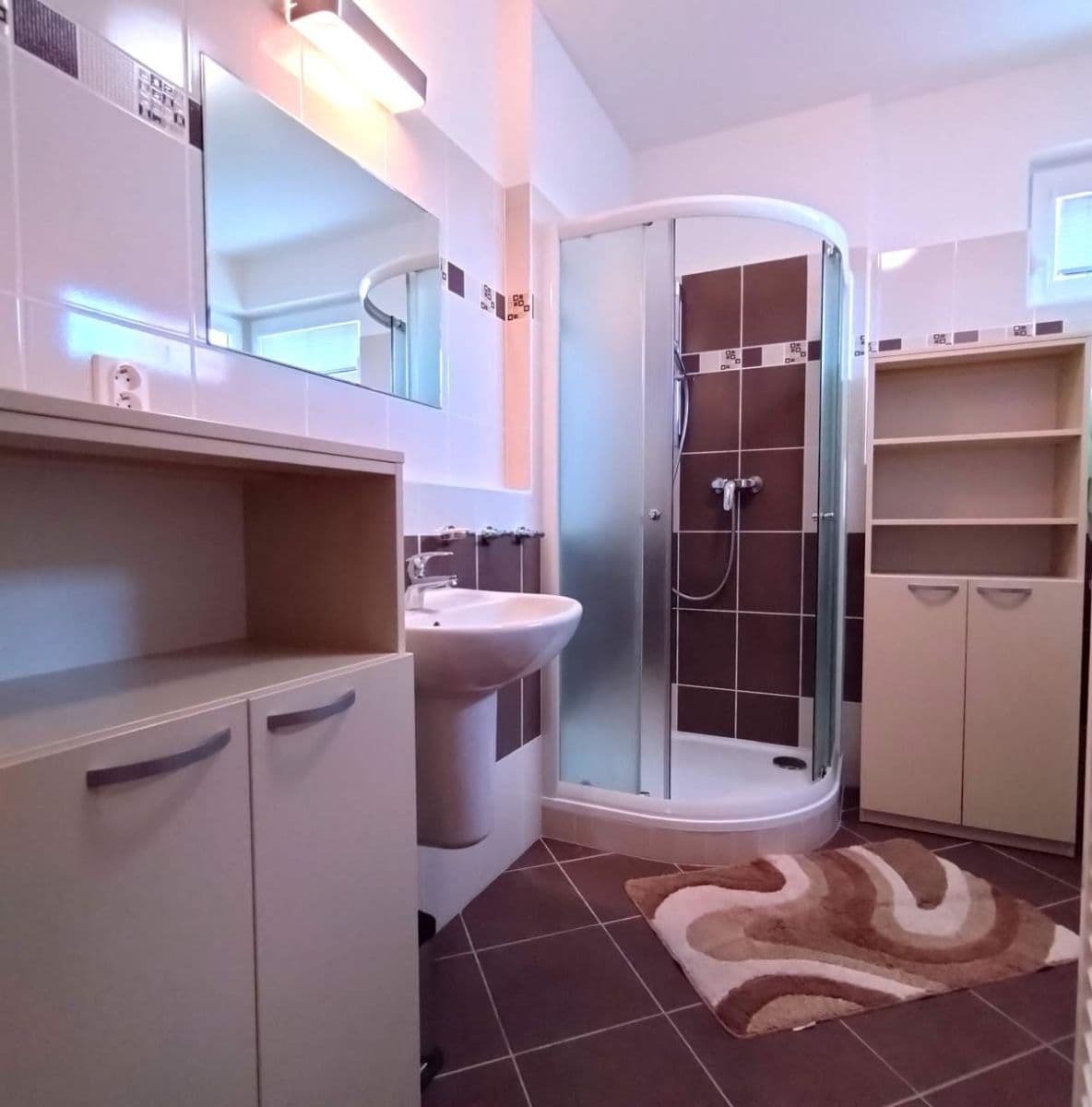 1 bedroom with open-plan kitchen flat to rent, 58 m², Hornoměcholupská, Prague, Prague 1 bedroom with open-plan kitchen flat to rent, 58 m², Hornoměcholupská, Prague, Prague