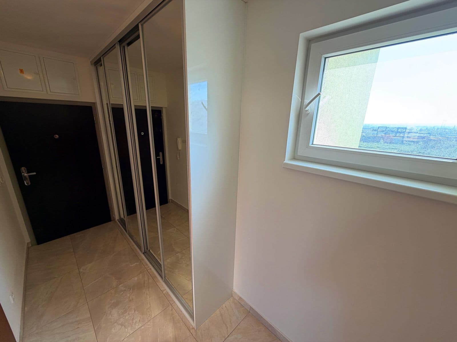 2 bedroom with open-plan kitchen flat to rent, 69 m², Hornoměcholupská, Prague, Prague 2 bedroom with open-plan kitchen flat to rent, 69 m², Hornoměcholupská, Prague, Prague