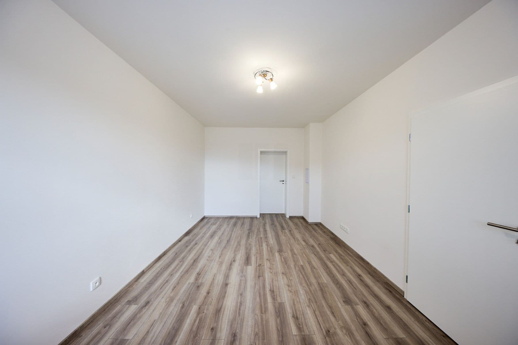 1 bedroom with open-plan kitchen flat to rent, 53 m², S. K. Neumanna, Kralupy nad Vltavou, Středočeský Region 1 bedroom with open-plan kitchen flat to rent, 53 m², S. K. Neumanna, Kralupy nad Vltavou, Středočeský Region