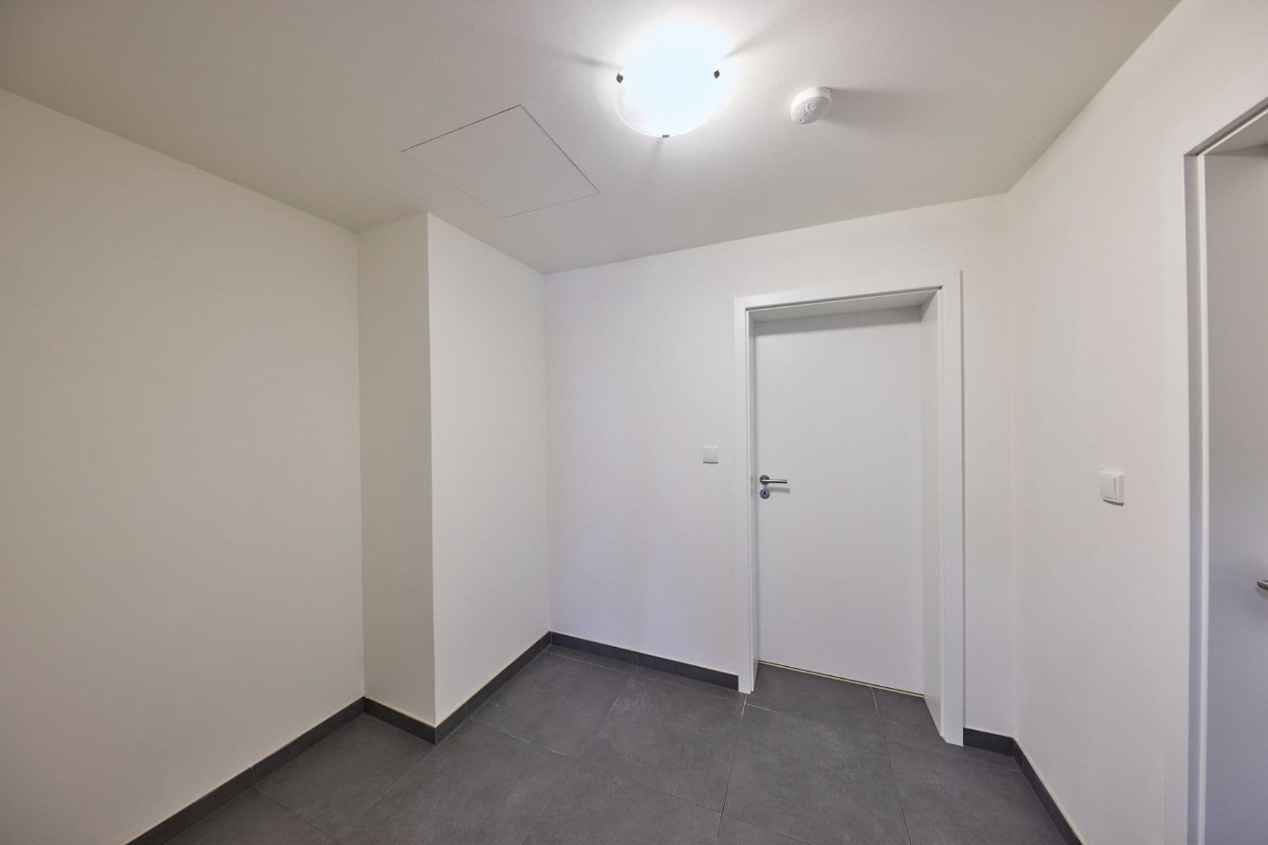 1 bedroom with open-plan kitchen flat to rent, 53 m², S. K. Neumanna, Kralupy nad Vltavou, Středočeský Region 1 bedroom with open-plan kitchen flat to rent, 53 m², S. K. Neumanna, Kralupy nad Vltavou, Středočeský Region