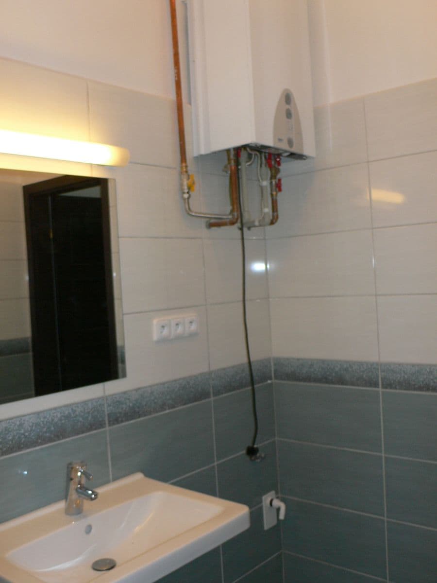 1 bedroom with open-plan kitchen flat to rent, 44 m², Husova, Čáslav, Středočeský Region 1 bedroom with open-plan kitchen flat to rent, 44 m², Husova, Čáslav, Středočeský Region