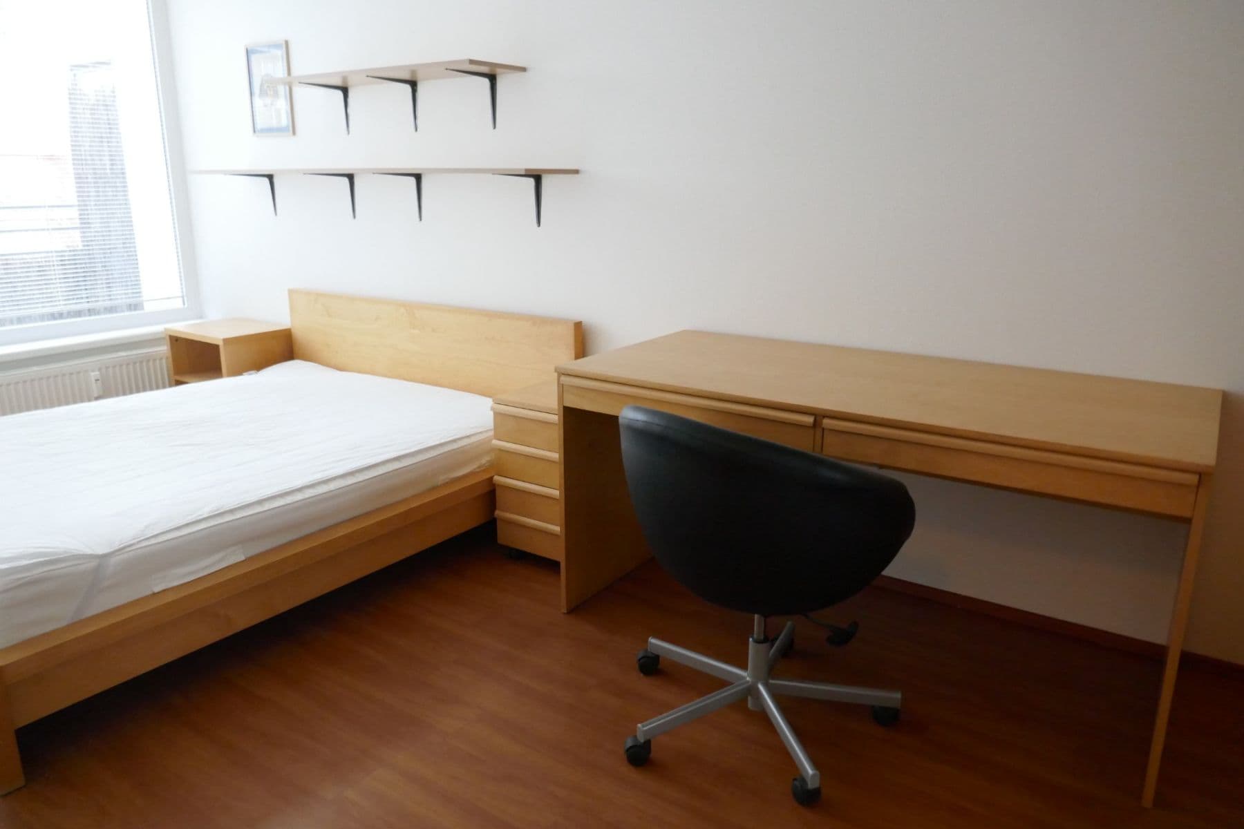 1 bedroom with open-plan kitchen flat to rent, 45 m², Hnězdenská, Prague, Prague 1 bedroom with open-plan kitchen flat to rent, 45 m², Hnězdenská, Prague, Prague