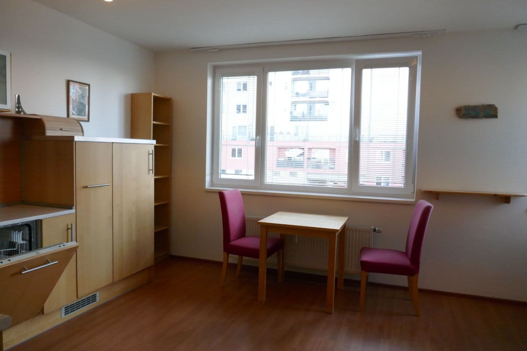 1 bedroom with open-plan kitchen flat to rent, 45 m², Hnězdenská, Prague, Prague 1 bedroom with open-plan kitchen flat to rent, 45 m², Hnězdenská, Prague, Prague