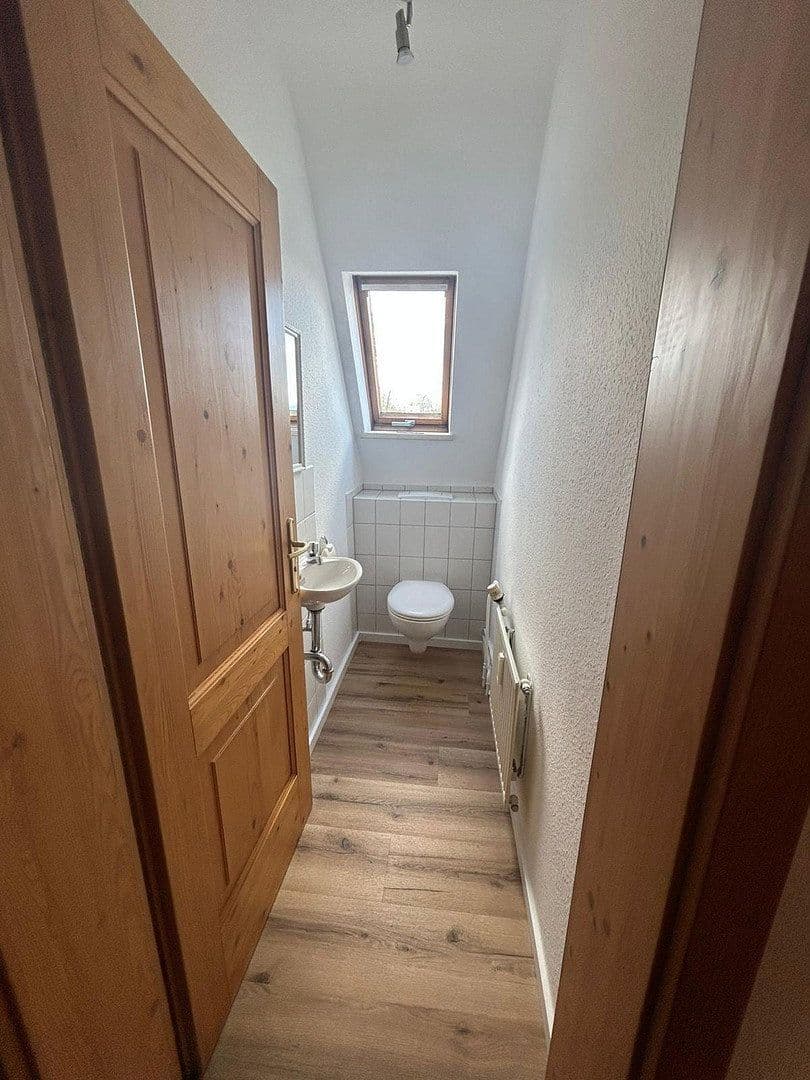 2 bedroom with open-plan kitchen flat to rent, 86 m², Löhrstraße 3, Trossingen, Baden-Württemberg 2 bedroom with open-plan kitchen flat to rent, 86 m², Löhrstraße 3, Trossingen, Baden-Württemberg