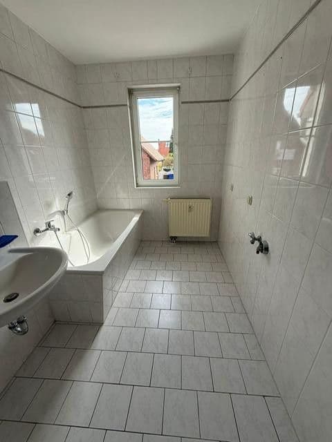 3 bedroom flat to rent, 77 m², Asternweg 11, Schönebeck (Elbe), Saxony-Anhalt 3 bedroom flat to rent, 77 m², Asternweg 11, Schönebeck (Elbe), Saxony-Anhalt