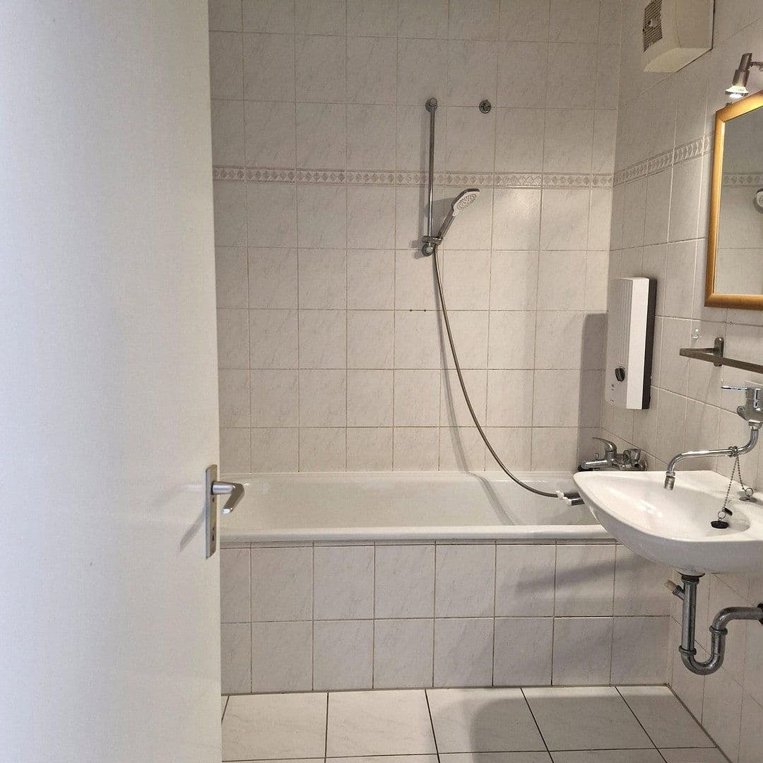 1 bedroom flat to rent, 30 m², Am Alten Weg 27, Mainz, Rhineland-Palatinate 1 bedroom flat to rent, 30 m², Am Alten Weg 27, Mainz, Rhineland-Palatinate