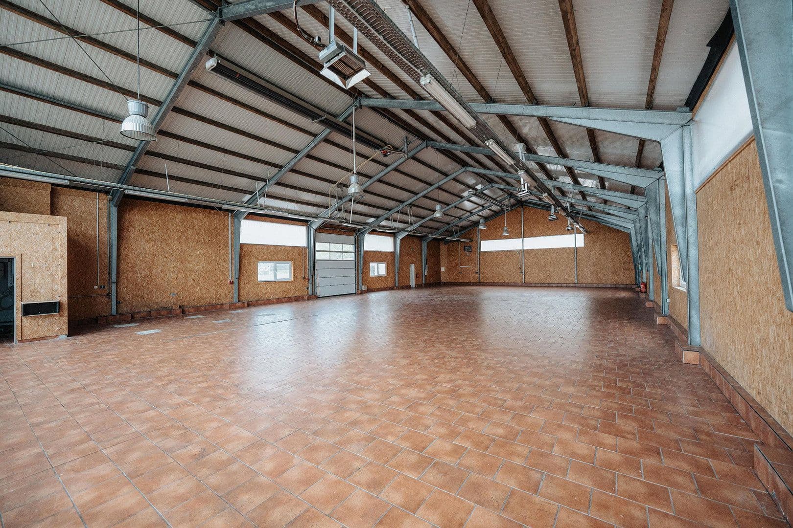 non-residential property to rent, 2,256 m², Burgviert 5–11, Hohenaspe, Schleswig-Holstein non-residential property to rent, 2,256 m², Burgviert 5–11, Hohenaspe, Schleswig-Holstein