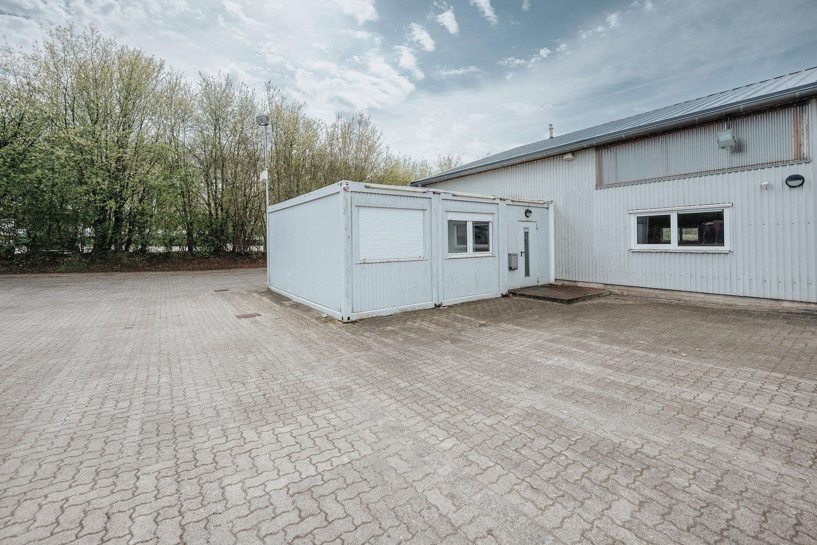 non-residential property to rent, 2,256 m², Burgviert 5–11, Hohenaspe, Schleswig-Holstein non-residential property to rent, 2,256 m², Burgviert 5–11, Hohenaspe, Schleswig-Holstein