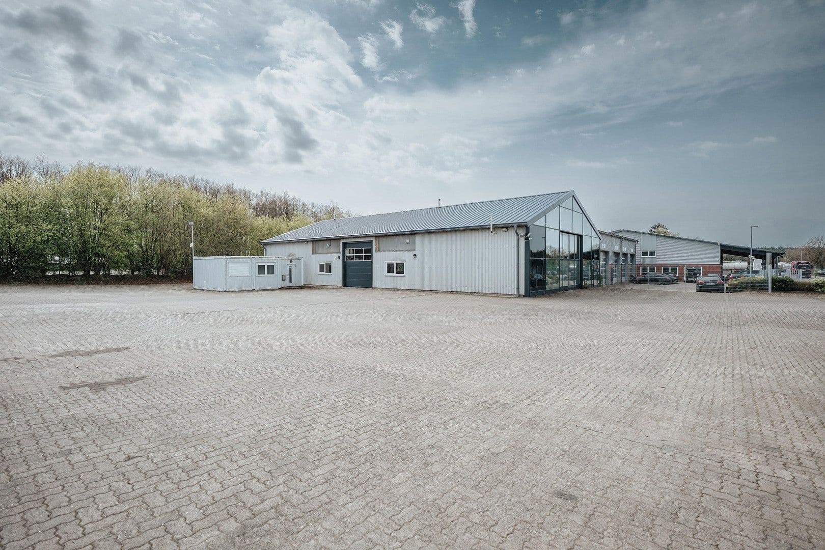 non-residential property to rent, 2,256 m², Burgviert 5–11, Hohenaspe, Schleswig-Holstein non-residential property to rent, 2,256 m², Burgviert 5–11, Hohenaspe, Schleswig-Holstein