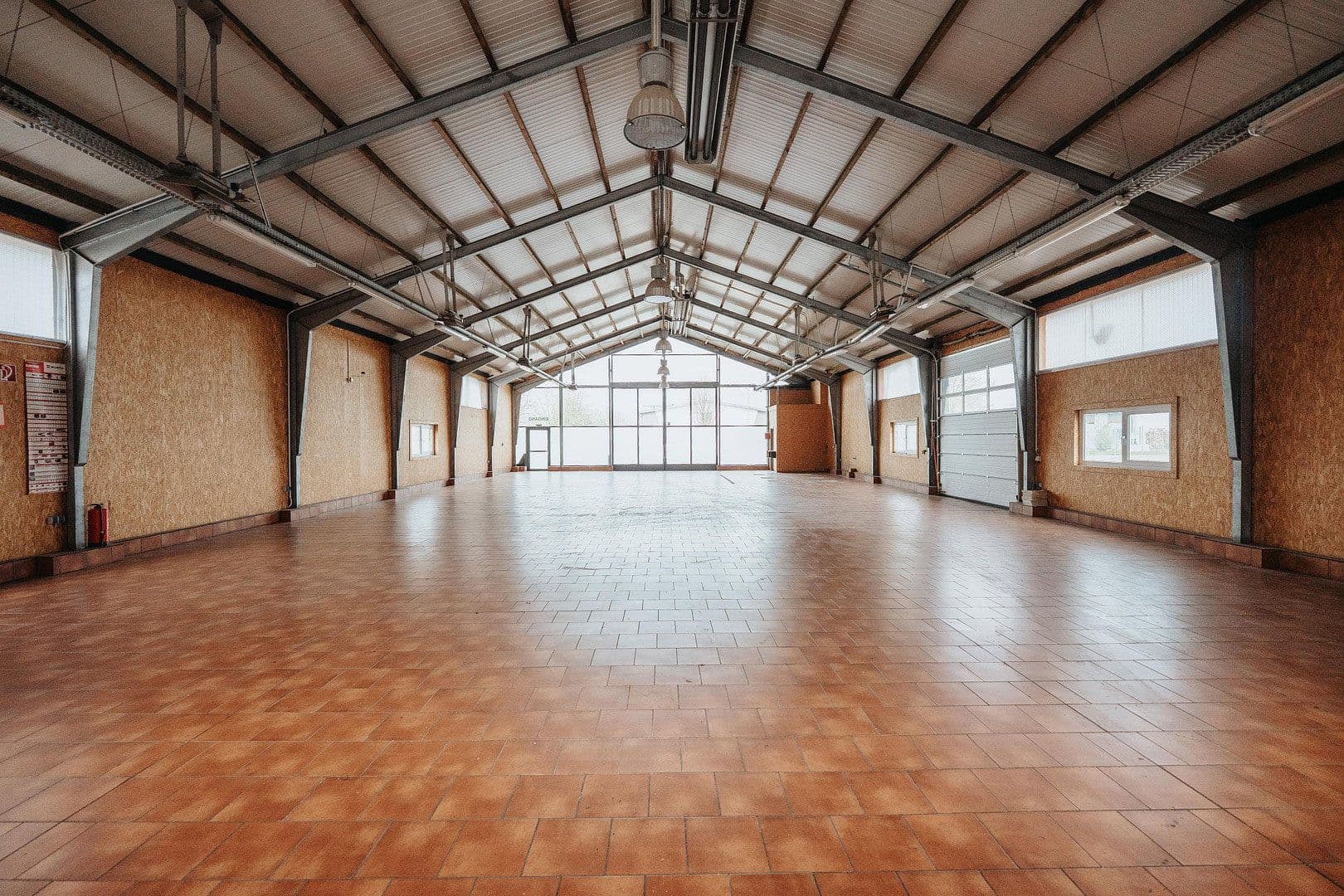 non-residential property to rent, 2,256 m², Burgviert 5–11, Hohenaspe, Schleswig-Holstein non-residential property to rent, 2,256 m², Burgviert 5–11, Hohenaspe, Schleswig-Holstein