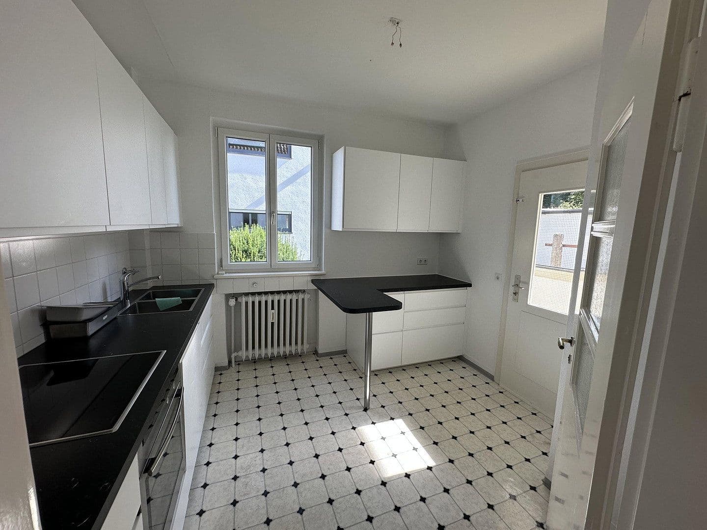 4 bedroom flat to rent, 110 m², Brahmsweg 32, Stuttgart, Baden-Württemberg 4 bedroom flat to rent, 110 m², Brahmsweg 32, Stuttgart, Baden-Württemberg