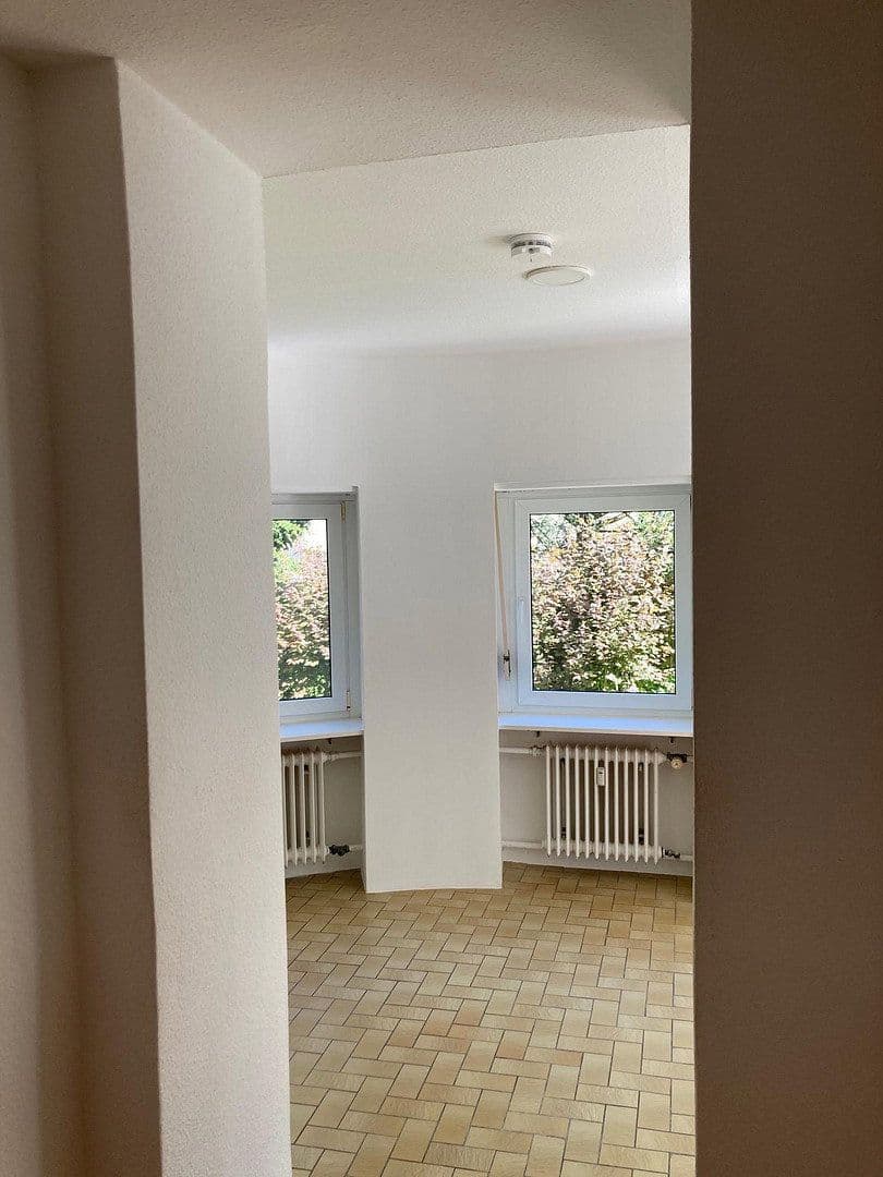1 bedroom with open-plan kitchen flat to rent, 88 m², Wittelsbachstraße 7, Ludwigshafen, Rhineland-Palatinate 1 bedroom with open-plan kitchen flat to rent, 88 m², Wittelsbachstraße 7, Ludwigshafen, Rhineland-Palatinate