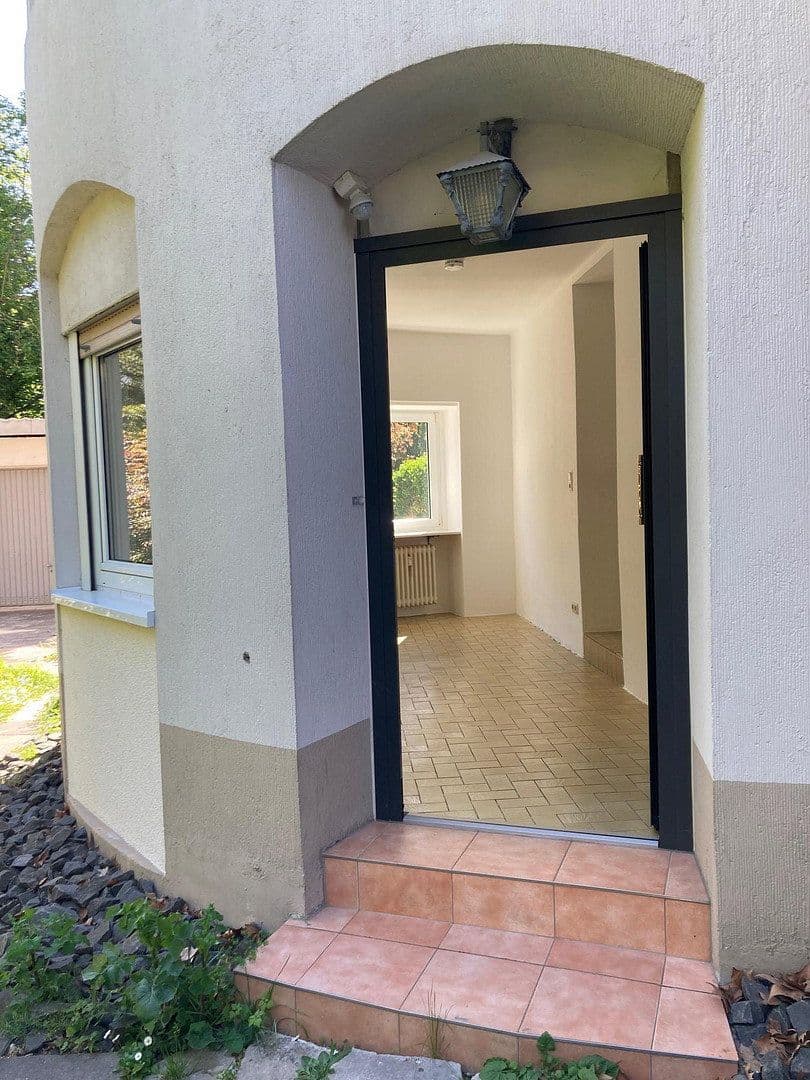 1 bedroom with open-plan kitchen flat to rent, 88 m², Wittelsbachstraße 7, Ludwigshafen, Rhineland-Palatinate 1 bedroom with open-plan kitchen flat to rent, 88 m², Wittelsbachstraße 7, Ludwigshafen, Rhineland-Palatinate