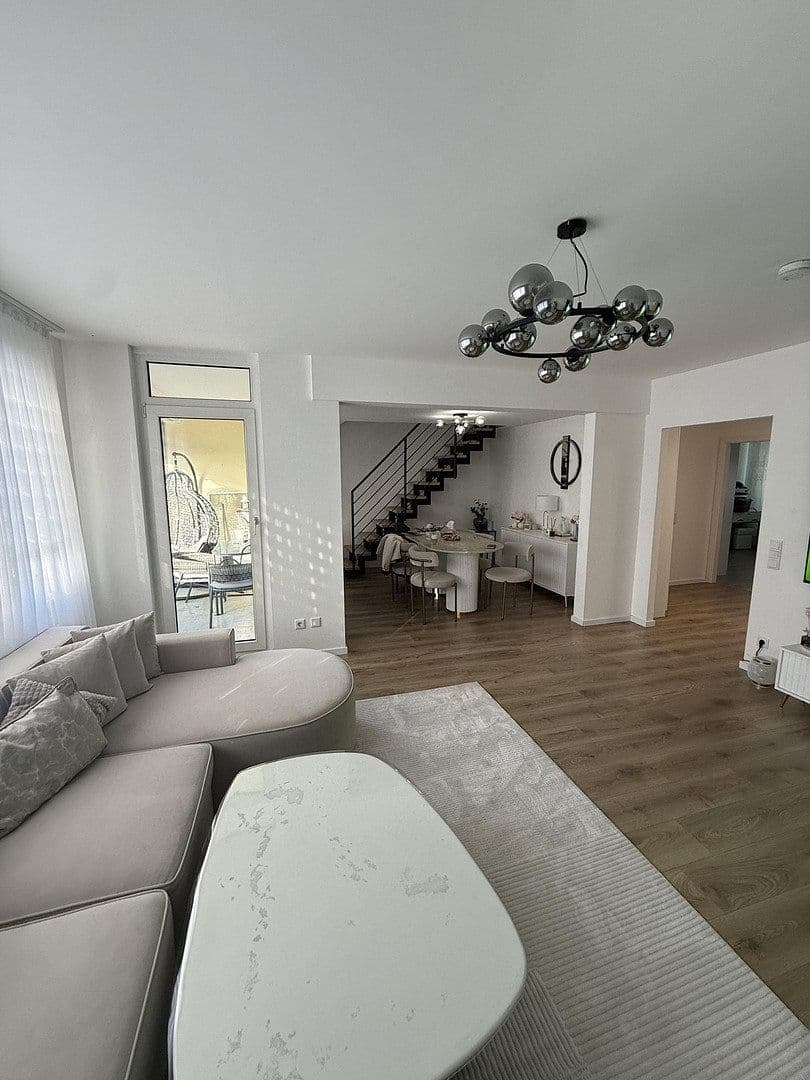 5 bedroom flat to rent, 125 m², Nosthoffenstraße 53, Düsseldorf, North Rhine-Westphalia 5 bedroom flat to rent, 125 m², Nosthoffenstraße 53, Düsseldorf, North Rhine-Westphalia