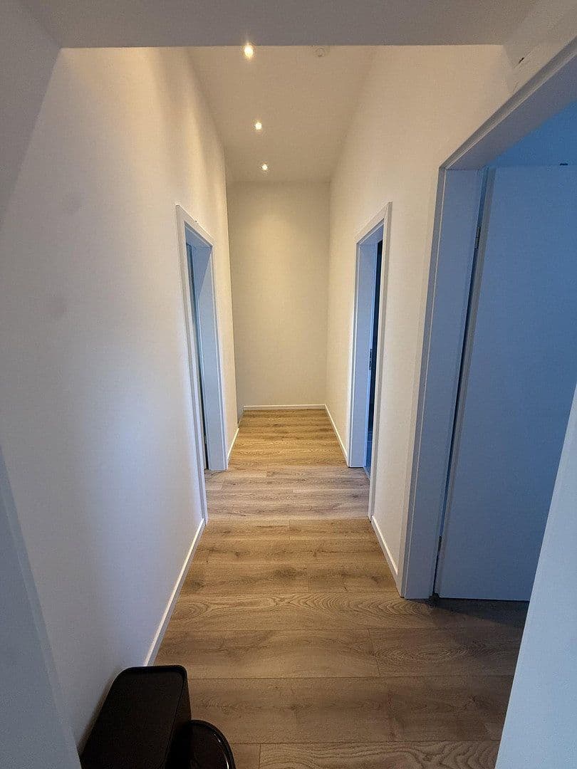 5 bedroom flat to rent, 125 m², Nosthoffenstraße 53, Düsseldorf, North Rhine-Westphalia 5 bedroom flat to rent, 125 m², Nosthoffenstraße 53, Düsseldorf, North Rhine-Westphalia