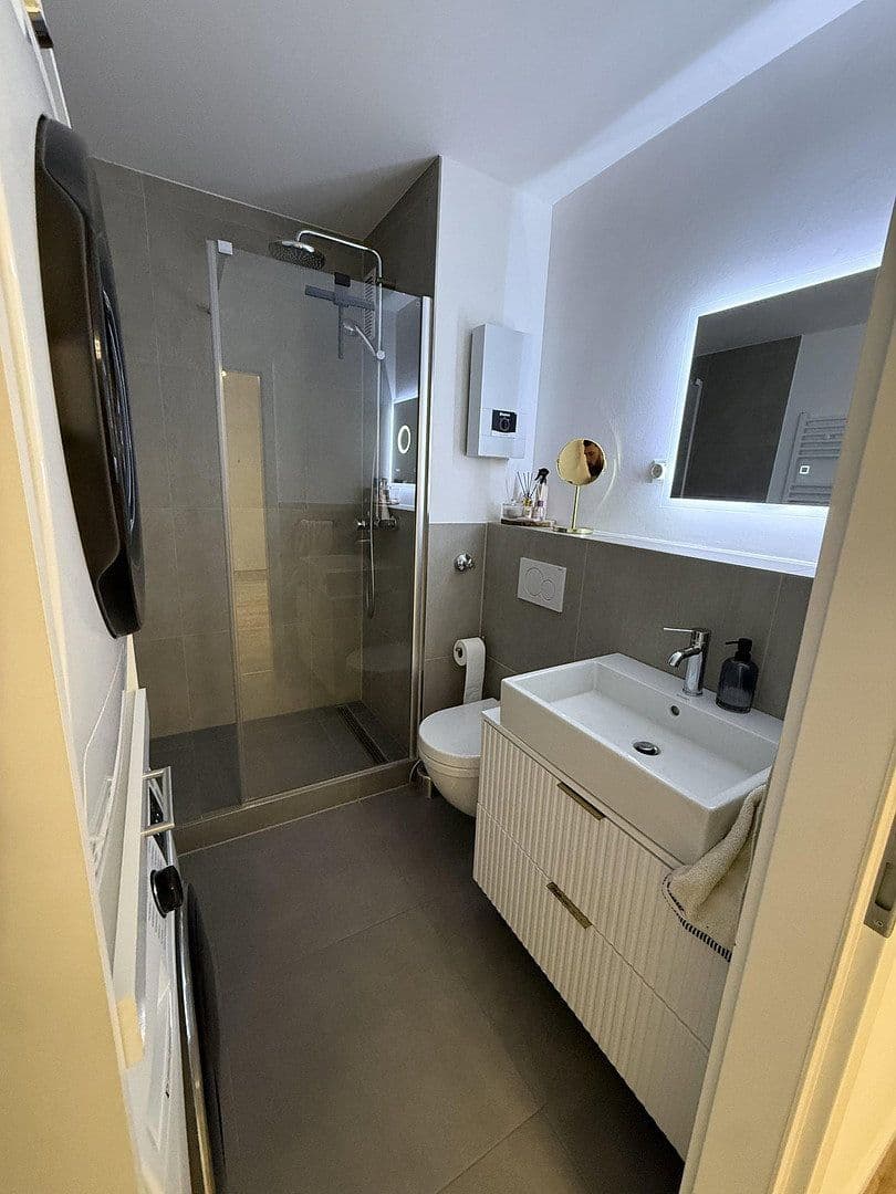 5 bedroom flat to rent, 125 m², Nosthoffenstraße 53, Düsseldorf, North Rhine-Westphalia 5 bedroom flat to rent, 125 m², Nosthoffenstraße 53, Düsseldorf, North Rhine-Westphalia