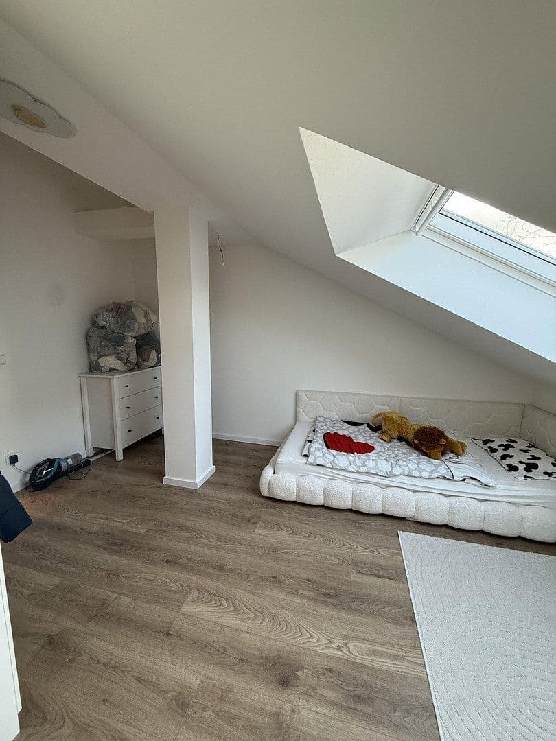 5 bedroom flat to rent, 125 m², Nosthoffenstraße 53, Düsseldorf, North Rhine-Westphalia 5 bedroom flat to rent, 125 m², Nosthoffenstraße 53, Düsseldorf, North Rhine-Westphalia