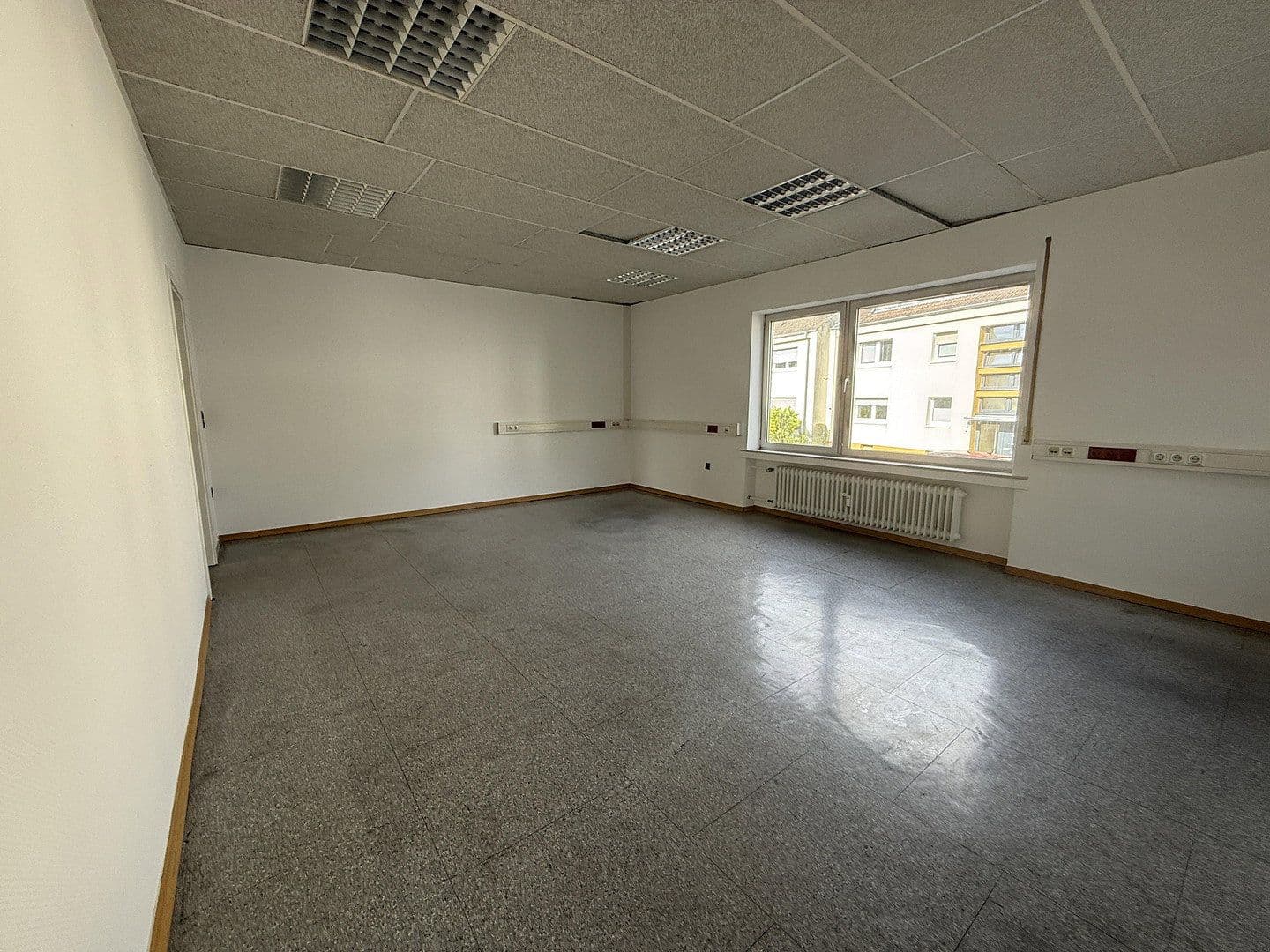 office to rent, 130 m², Bergisch Gladbach, North Rhine-Westphalia office to rent, 130 m², Bergisch Gladbach, North Rhine-Westphalia