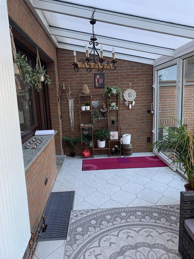 3 bedroom flat to rent, 93 m², Amselstr. 13a, Niederkassel, North Rhine-Westphalia 3 bedroom flat to rent, 93 m², Amselstr. 13a, Niederkassel, North Rhine-Westphalia