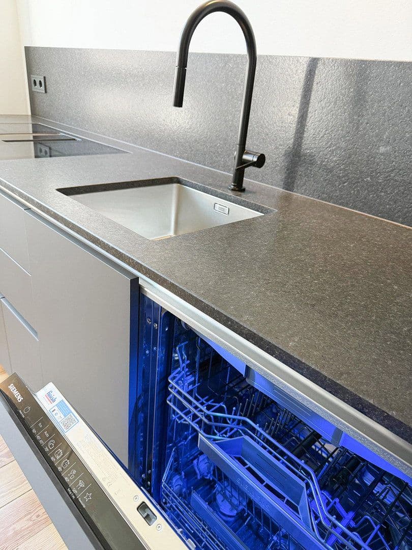 3 bedroom flat to rent, 62 m², Holtenauer Straße 213, Kiel, Schleswig-Holstein 3 bedroom flat to rent, 62 m², Holtenauer Straße 213, Kiel, Schleswig-Holstein