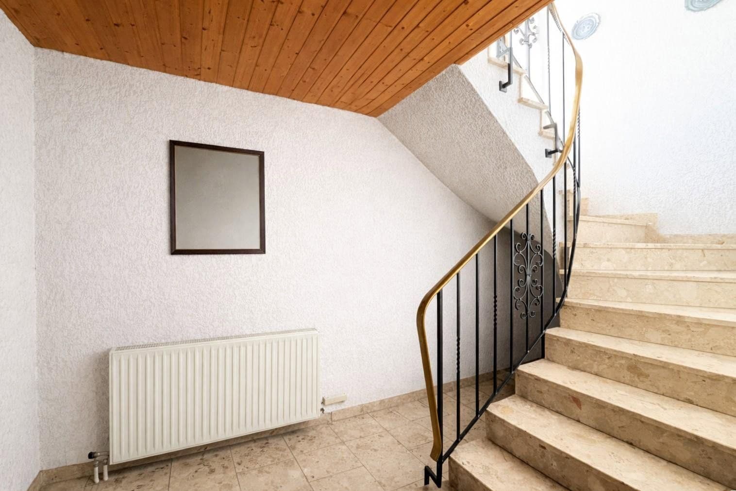 house for sale, 318 m², Aschaffenburger Str. 76-78, Babenhausen, Hesse house for sale, 318 m², Aschaffenburger Str. 76-78, Babenhausen, Hesse