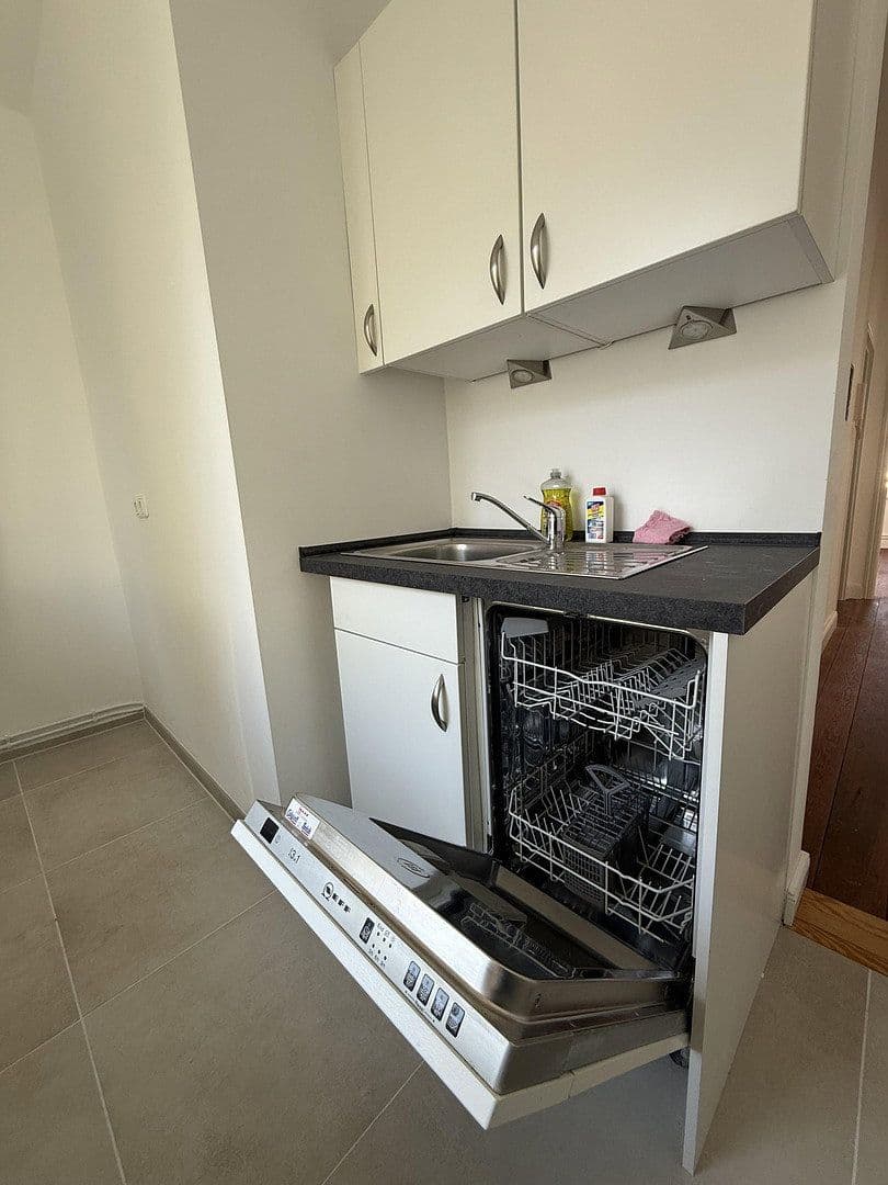 4 bedroom flat to rent, 54 m², Lübeck, Schleswig-Holstein 4 bedroom flat to rent, 54 m², Lübeck, Schleswig-Holstein