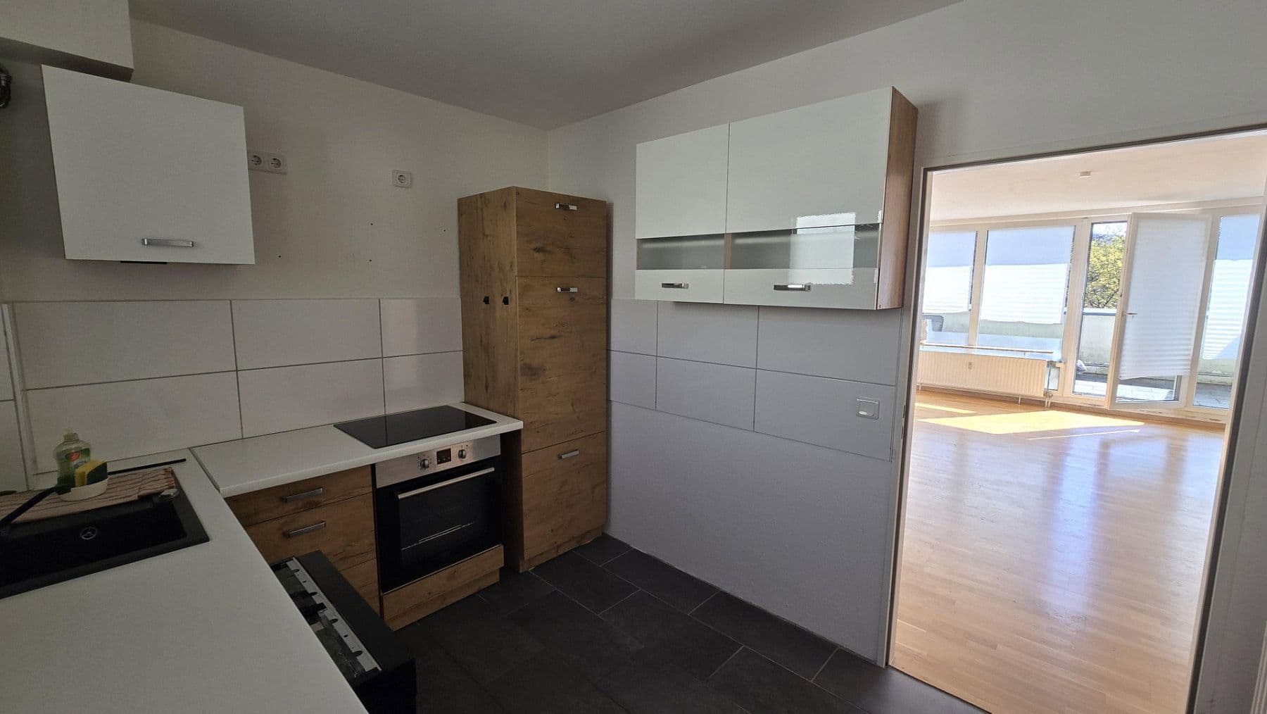 4 bedroom flat to rent, 92 m², Langerfelder Straße 117, Wuppertal, North Rhine-Westphalia 4 bedroom flat to rent, 92 m², Langerfelder Straße 117, Wuppertal, North Rhine-Westphalia