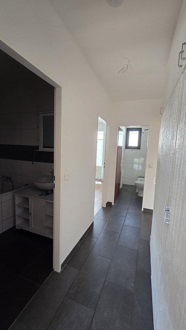 4 bedroom flat to rent, 92 m², Langerfelder Straße 117, Wuppertal, North Rhine-Westphalia 4 bedroom flat to rent, 92 m², Langerfelder Straße 117, Wuppertal, North Rhine-Westphalia