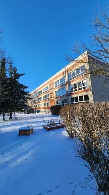 office for sale, 2,010 m², Osterwiecker Straße 1/1a, Halberstadt, Saxony-Anhalt office for sale, 2,010 m², Osterwiecker Straße 1/1a, Halberstadt, Saxony-Anhalt