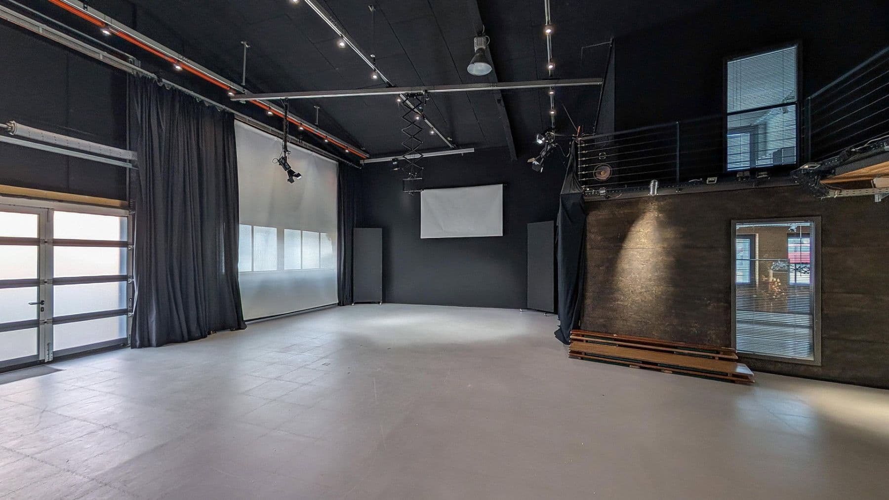 non-residential property to rent, 395 m², Daimlerstraße 14, Taunusstein, Hesse non-residential property to rent, 395 m², Daimlerstraße 14, Taunusstein, Hesse