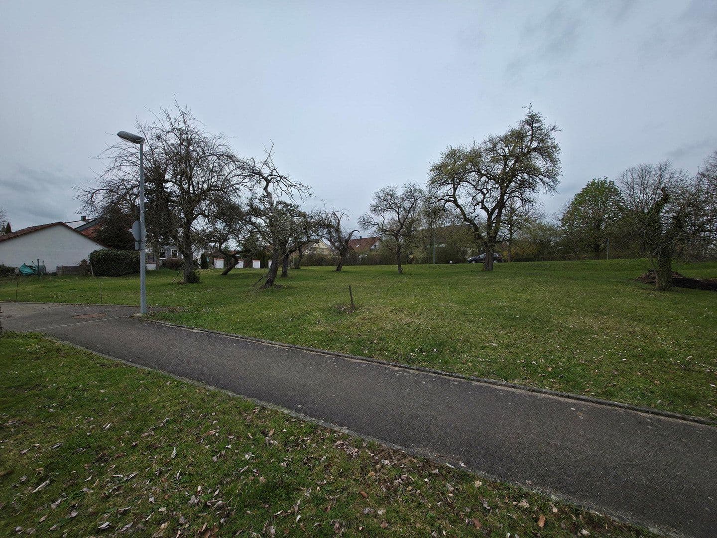 plot for sale, 1,400 m², Hohenstaufenstrasse, Neuler, Baden-Württemberg plot for sale, 1,400 m², Hohenstaufenstrasse, Neuler, Baden-Württemberg