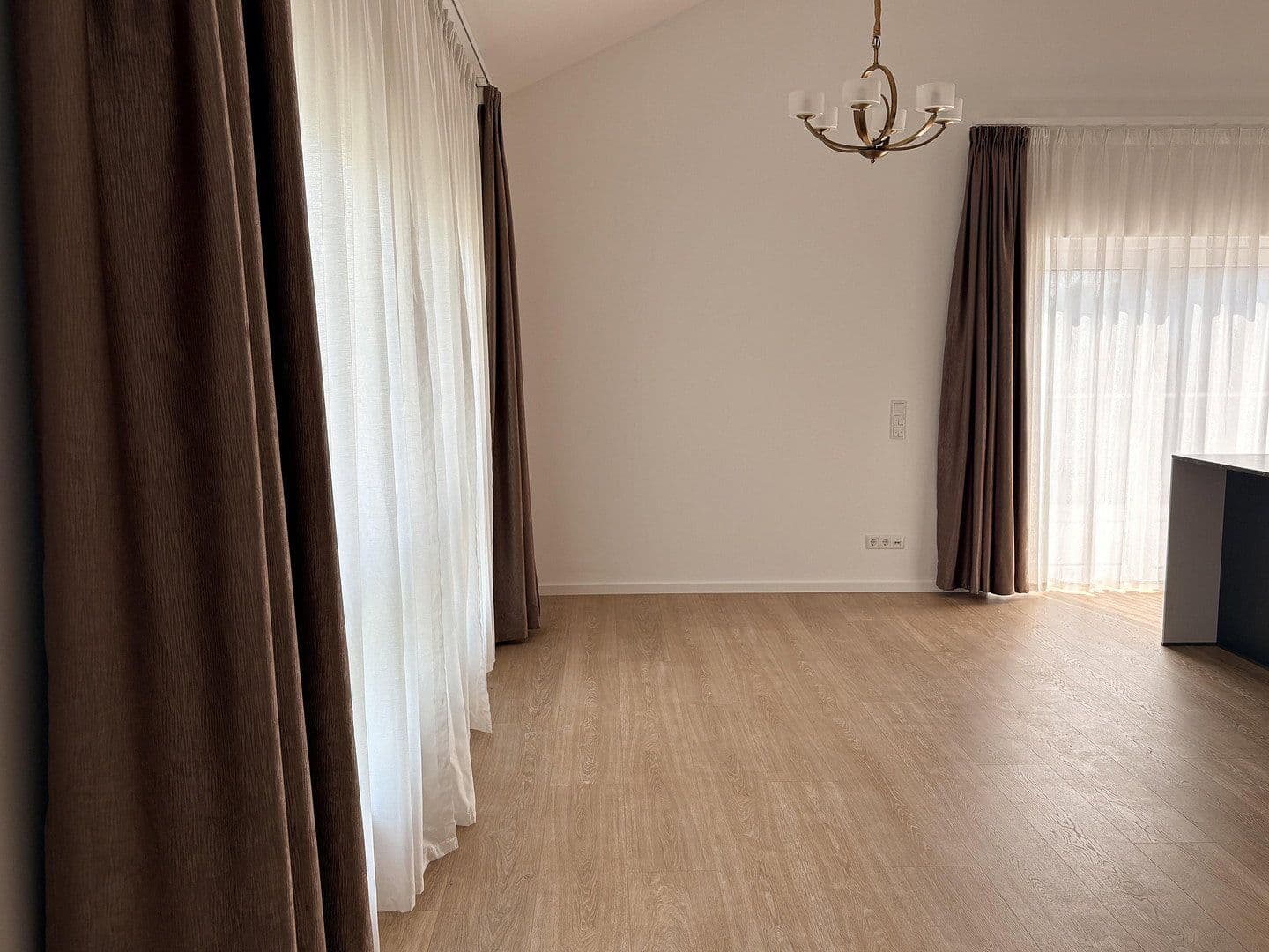 3 bedroom with open-plan kitchen flat to rent, 149 m², Dingolfing, Bavaria 3 bedroom with open-plan kitchen flat to rent, 149 m², Dingolfing, Bavaria