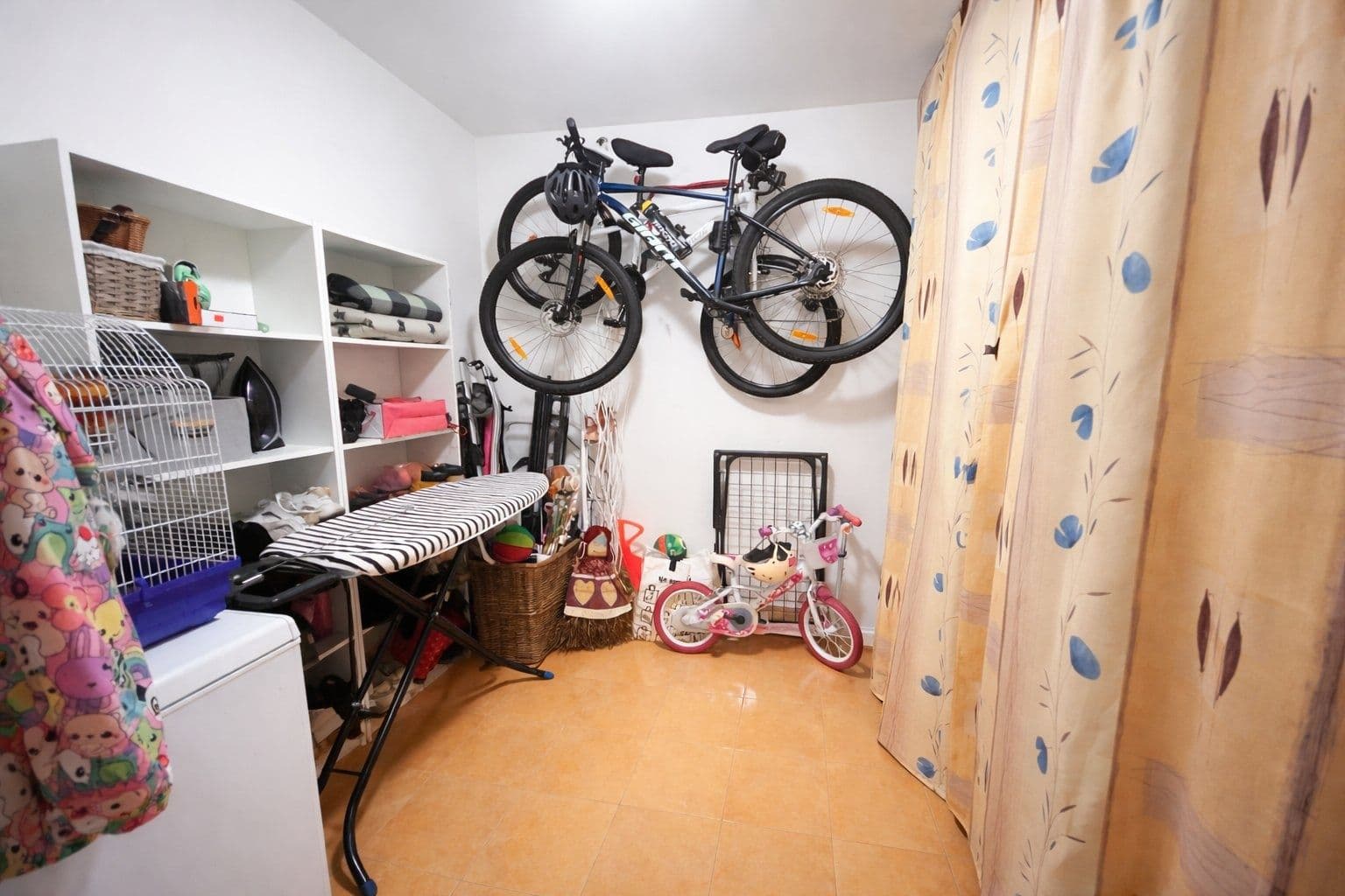 1 bedroom with open-plan kitchen flat to rent, 54 m², Ústavní, Prague, Prague 1 bedroom with open-plan kitchen flat to rent, 54 m², Ústavní, Prague, Prague