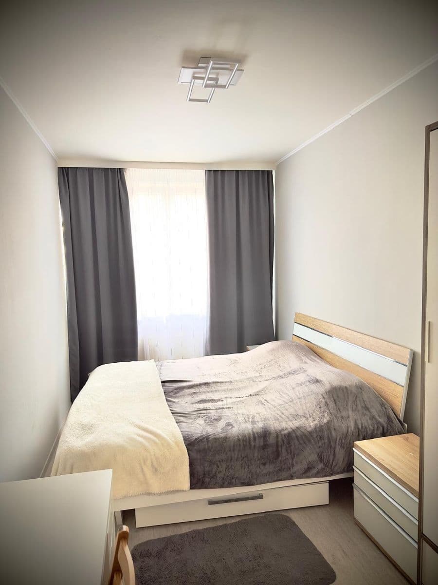 1 bedroom with open-plan kitchen flat to rent, 54 m², Pod Harfou, Prague, Prague 1 bedroom with open-plan kitchen flat to rent, 54 m², Pod Harfou, Prague, Prague