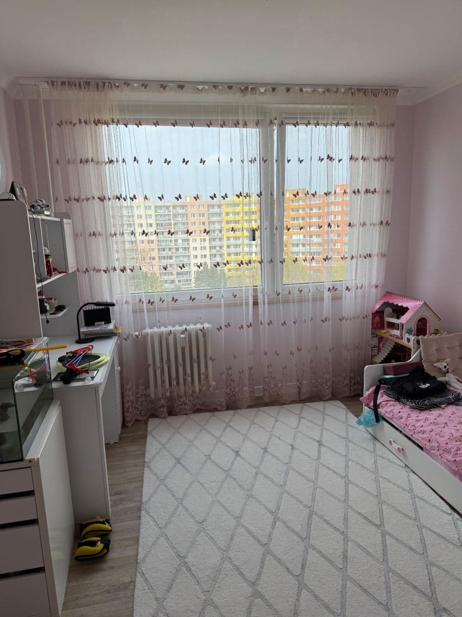 3 bedroom flat to rent, 78 m², Amforová, Prague, Prague 3 bedroom flat to rent, 78 m², Amforová, Prague, Prague