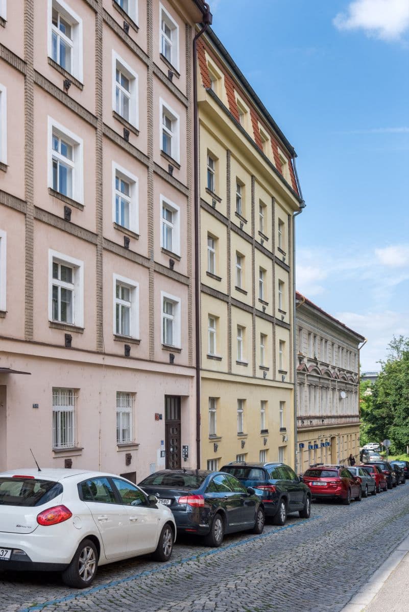 1 bedroom with open-plan kitchen flat to rent, 53 m², Krokova, Prague, Prague 1 bedroom with open-plan kitchen flat to rent, 53 m², Krokova, Prague, Prague