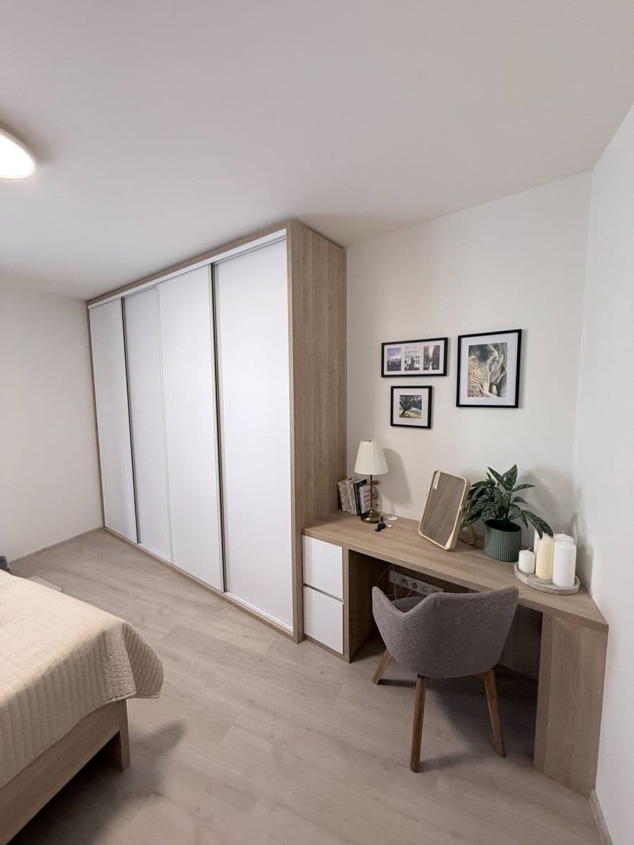 2 bedroom with open-plan kitchen flat to rent, 90 m², Jihlavská, Troubsko, Jihomoravský Region 2 bedroom with open-plan kitchen flat to rent, 90 m², Jihlavská, Troubsko, Jihomoravský Region