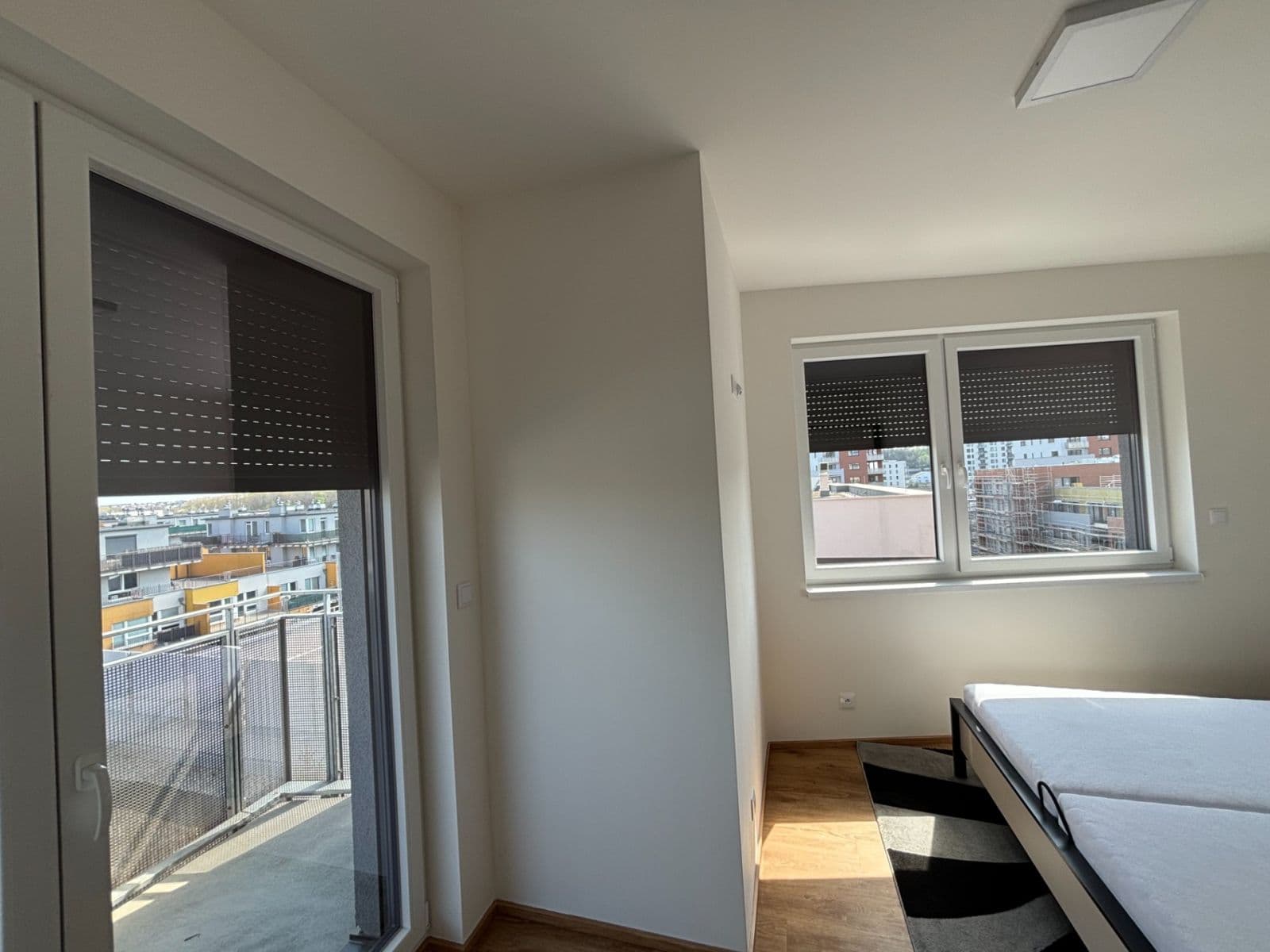 1 bedroom with open-plan kitchen flat to rent, 63 m², Pod Harfou, Prague, Prague 1 bedroom with open-plan kitchen flat to rent, 63 m², Pod Harfou, Prague, Prague