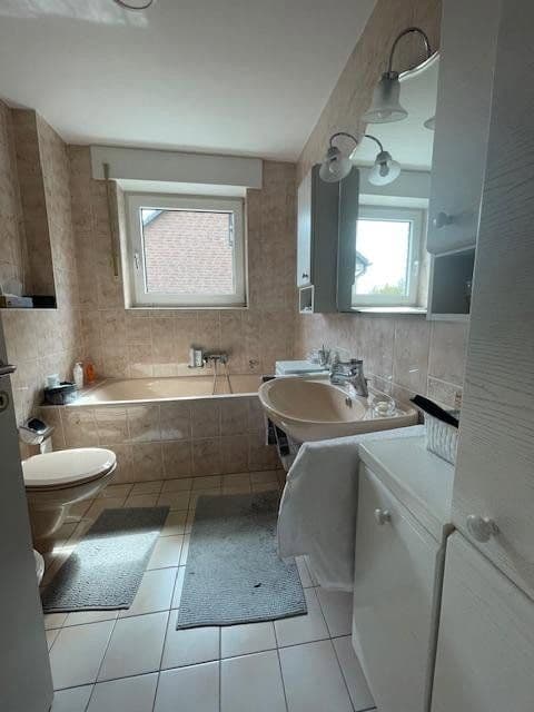 house to rent, 150 m², Elsternweg, Ratingen, North Rhine-Westphalia house to rent, 150 m², Elsternweg, Ratingen, North Rhine-Westphalia