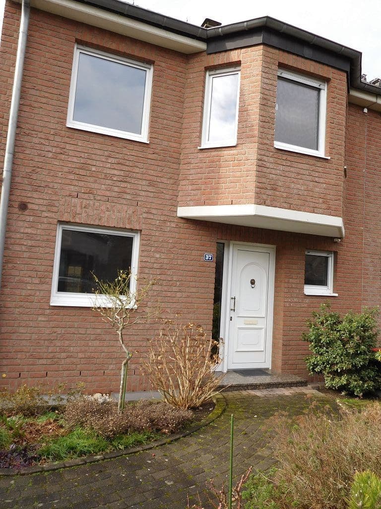 house to rent, 150 m², Elsternweg, Ratingen, North Rhine-Westphalia house to rent, 150 m², Elsternweg, Ratingen, North Rhine-Westphalia