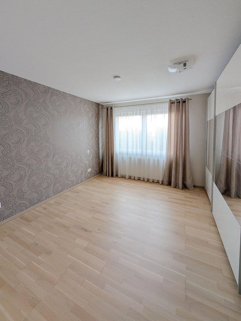 2 bedroom with open-plan kitchen flat to rent, 93 m², Backnang, Baden-Württemberg 2 bedroom with open-plan kitchen flat to rent, 93 m², Backnang, Baden-Württemberg