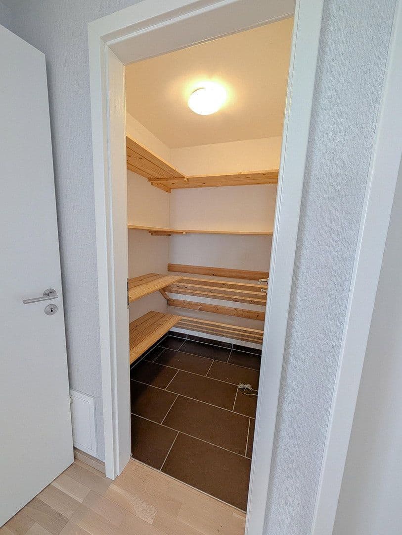2 bedroom with open-plan kitchen flat to rent, 93 m², Backnang, Baden-Württemberg 2 bedroom with open-plan kitchen flat to rent, 93 m², Backnang, Baden-Württemberg