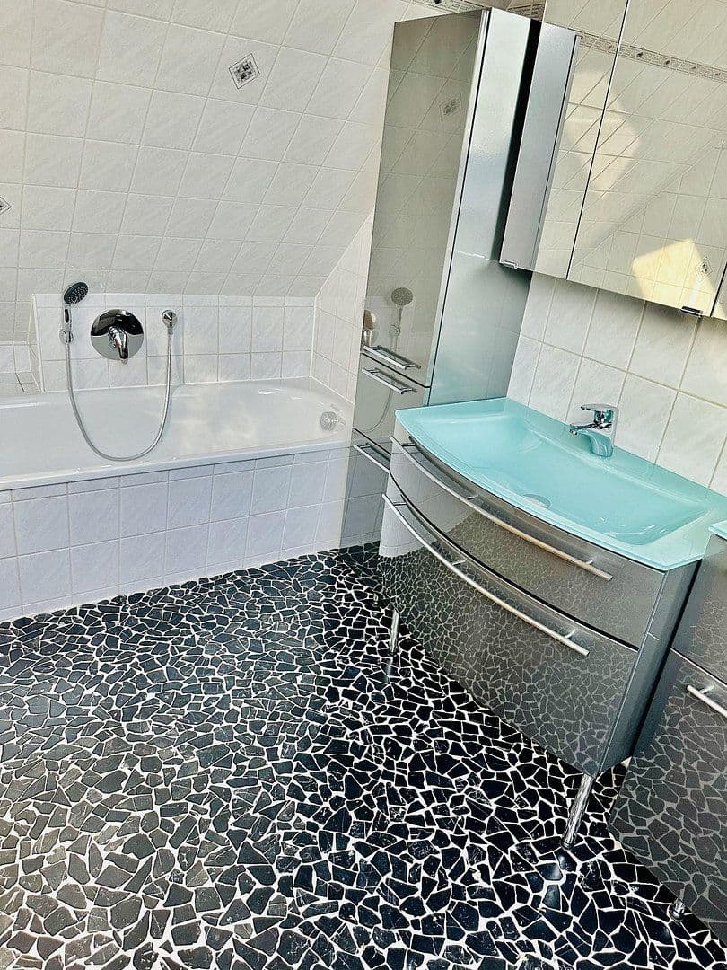 3 bedroom flat to rent, 87 m², Großhorst 11, Isernhagen, Lower Saxony 3 bedroom flat to rent, 87 m², Großhorst 11, Isernhagen, Lower Saxony