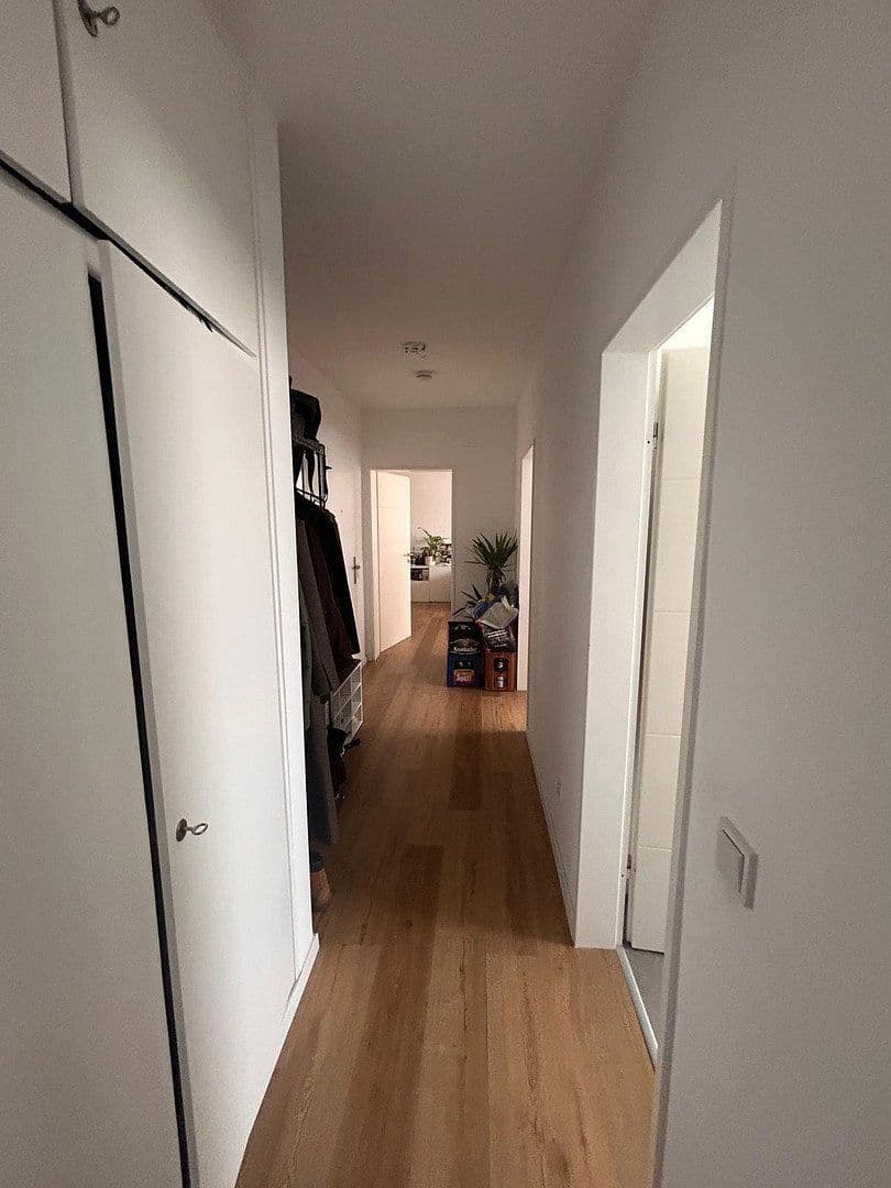 1 bedroom with open-plan kitchen flat to rent, 66 m², Erkelenzer Str. 7a, Krefeld, North Rhine-Westphalia 1 bedroom with open-plan kitchen flat to rent, 66 m², Erkelenzer Str. 7a, Krefeld, North Rhine-Westphalia