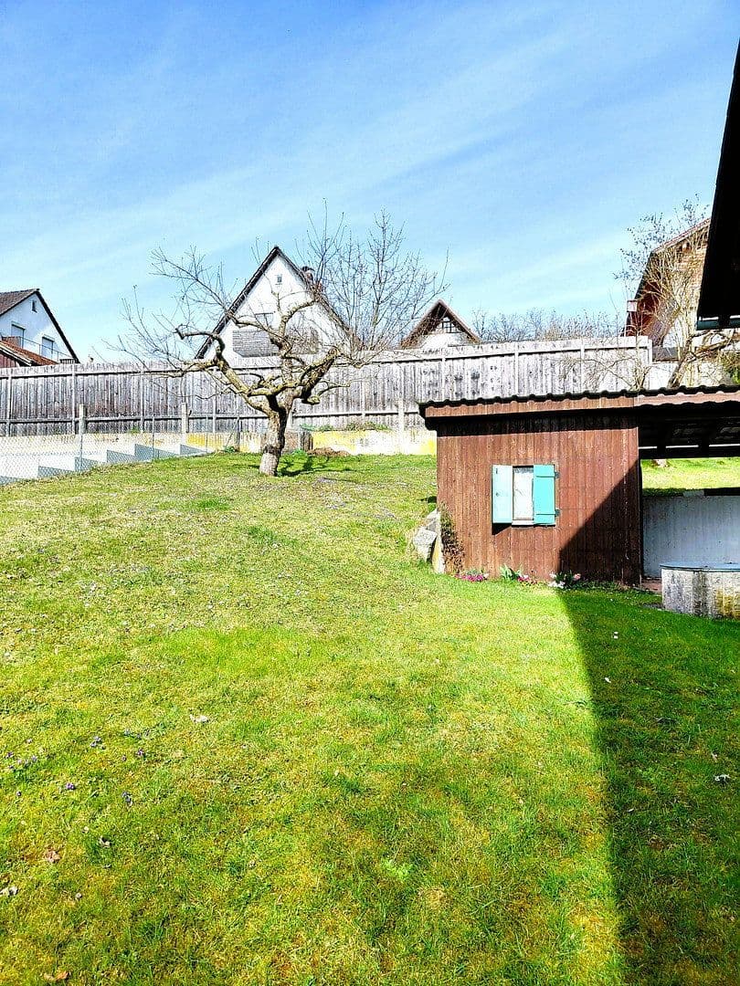 3 bedroom with open-plan kitchen flat to rent, 107 m², Essenbach, Bavaria 3 bedroom with open-plan kitchen flat to rent, 107 m², Essenbach, Bavaria